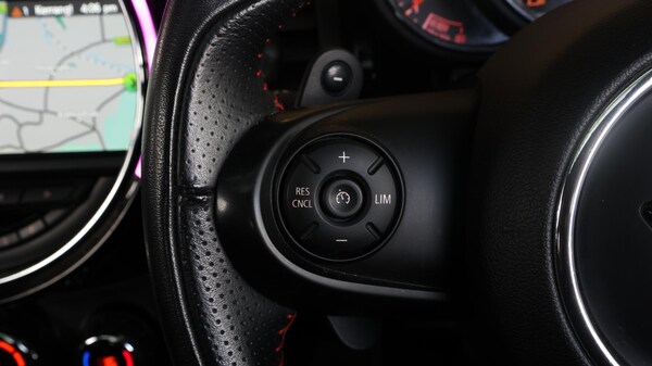 Used MINI Hatch 2018 for sale - 76175384: Photo 23