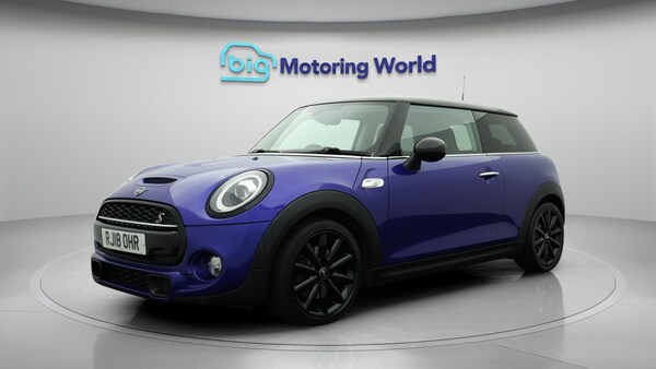 Used MINI Hatch 2018 for sale - 76175384: Photo 4