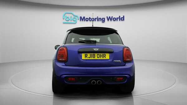 Used MINI Hatch 2018 for sale - 76175384: Photo 7