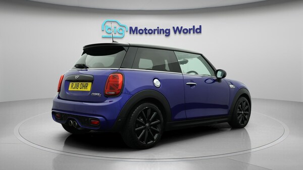 Used MINI Hatch 2018 for sale - 76175384: Photo 8