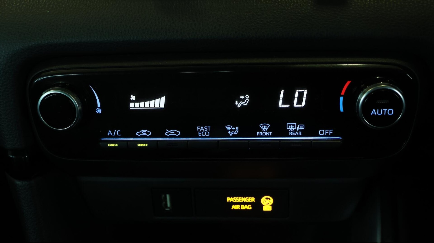 Used Toyota Yaris 2022 for sale - 76137683: Photo 13