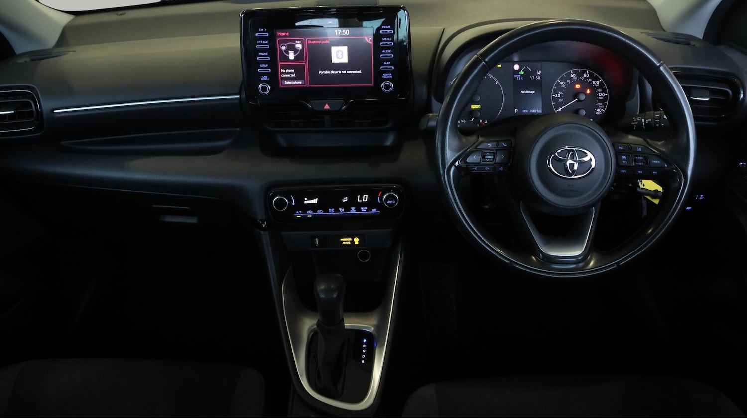 Used Toyota Yaris 2022 for sale - 76137683: Photo 14
