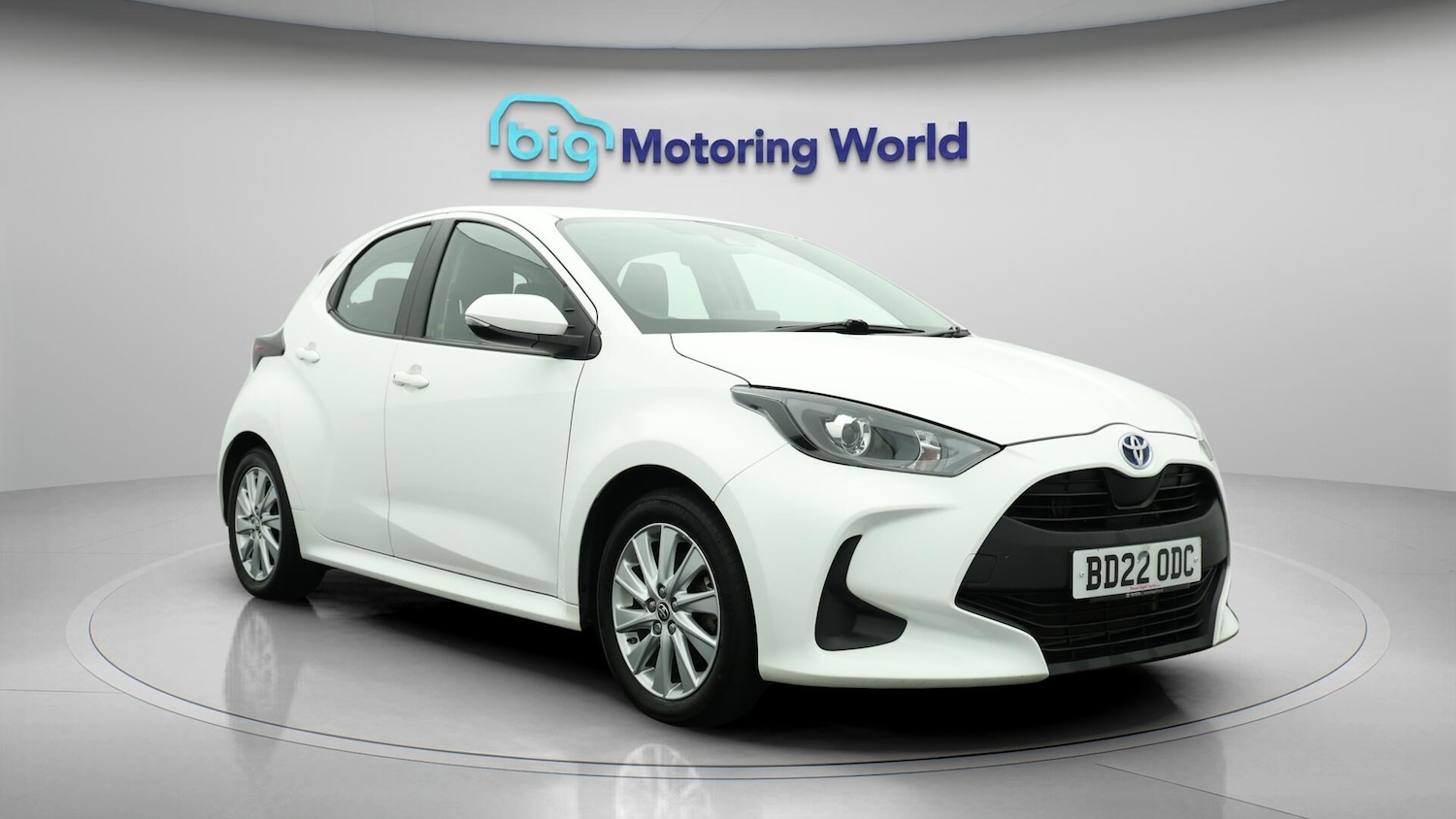 Used Toyota Yaris 2022 for sale - 76137683: Photo 2