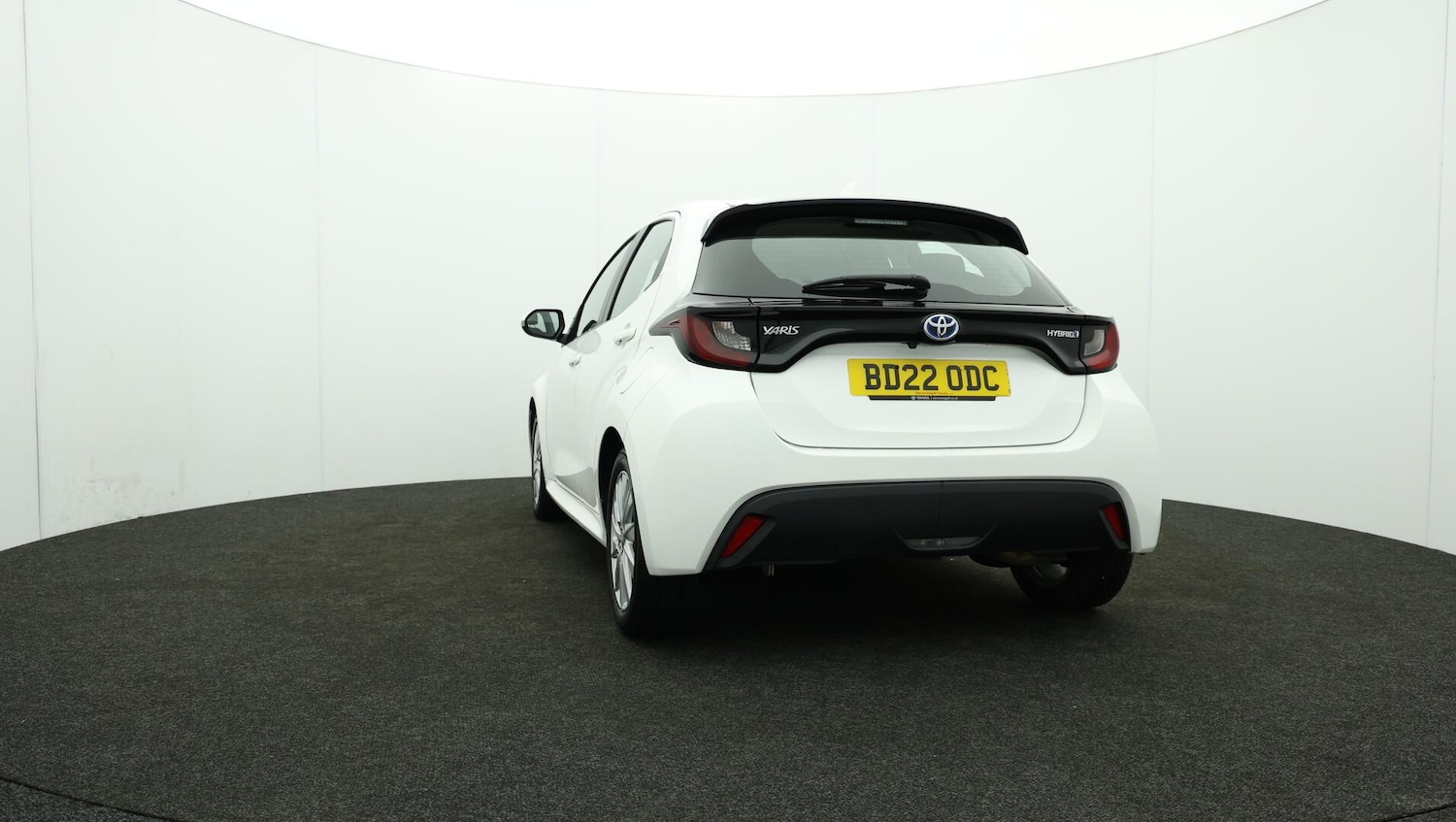 Used Toyota Yaris 2022 for sale - 76137683: Photo 34