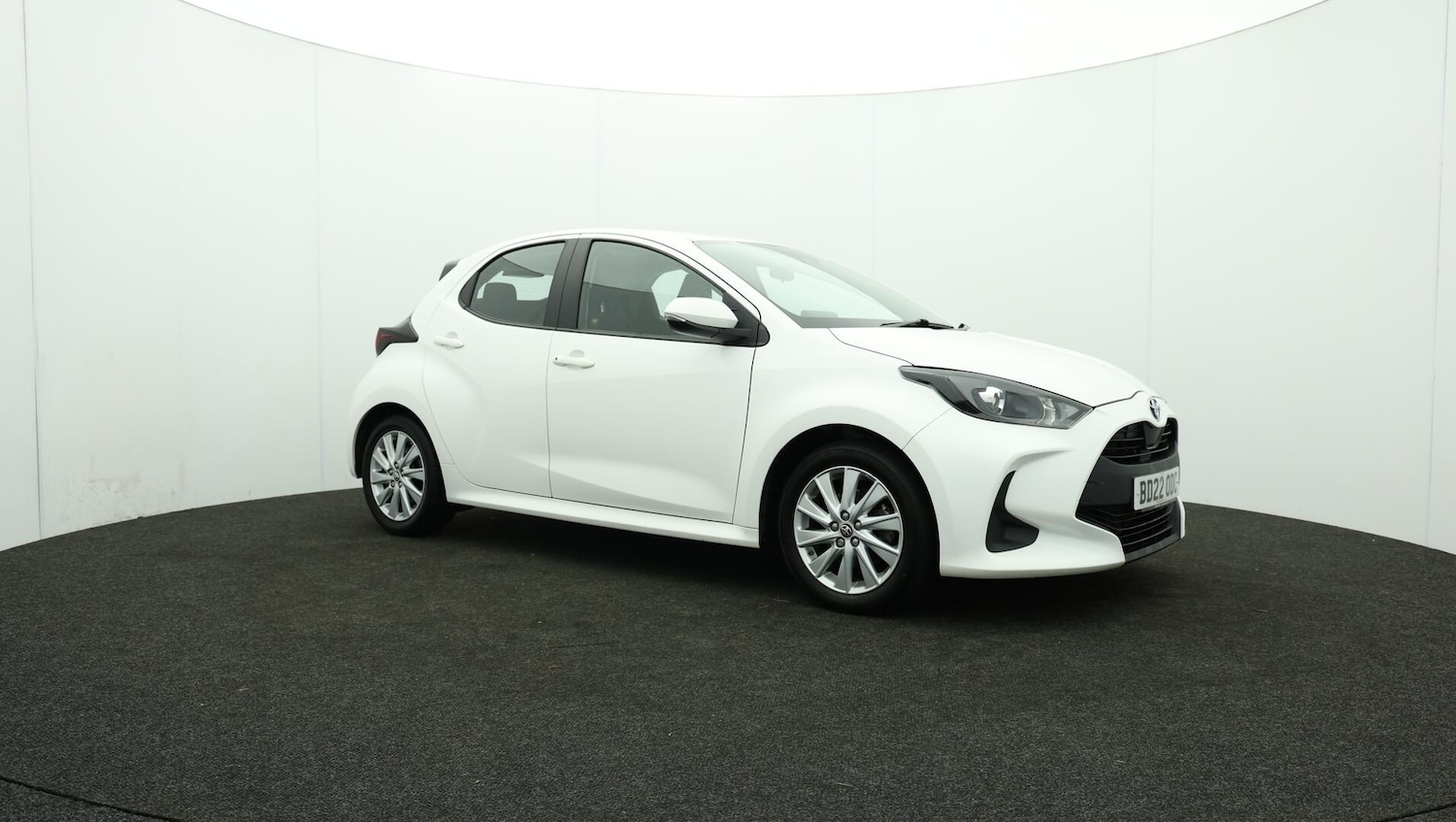 Used Toyota Yaris 2022 for sale - 76137683: Photo 48