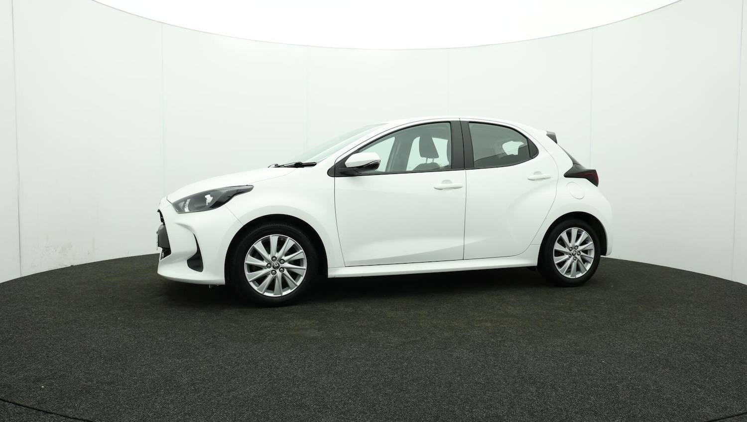 Used Toyota Yaris 2022 for sale - 76137683: Photo 68