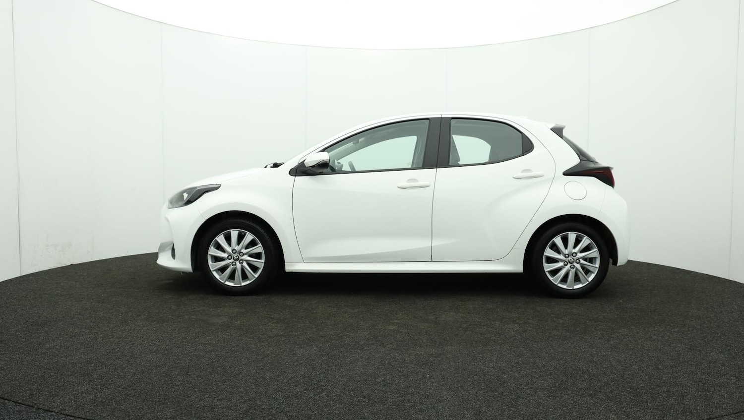 Used Toyota Yaris 2022 for sale - 76137683: Photo 71