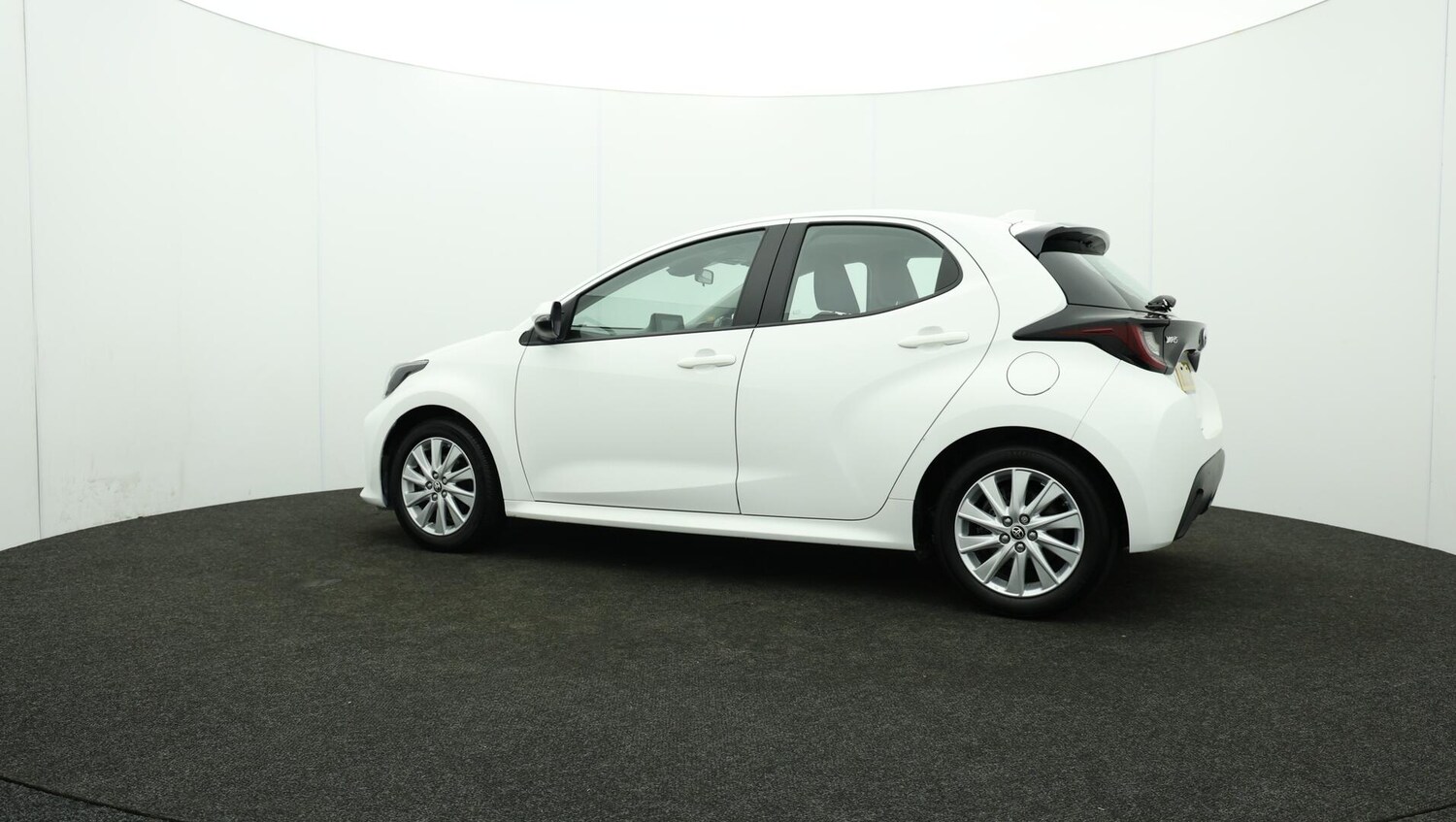 Used Toyota Yaris 2022 for sale - 76137683: Photo 75