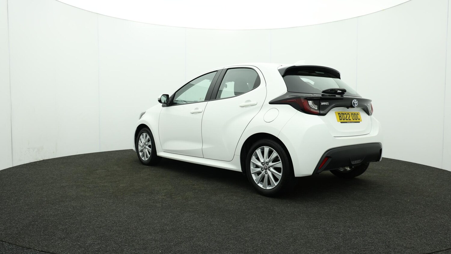 Used Toyota Yaris 2022 for sale - 76137683: Photo 79