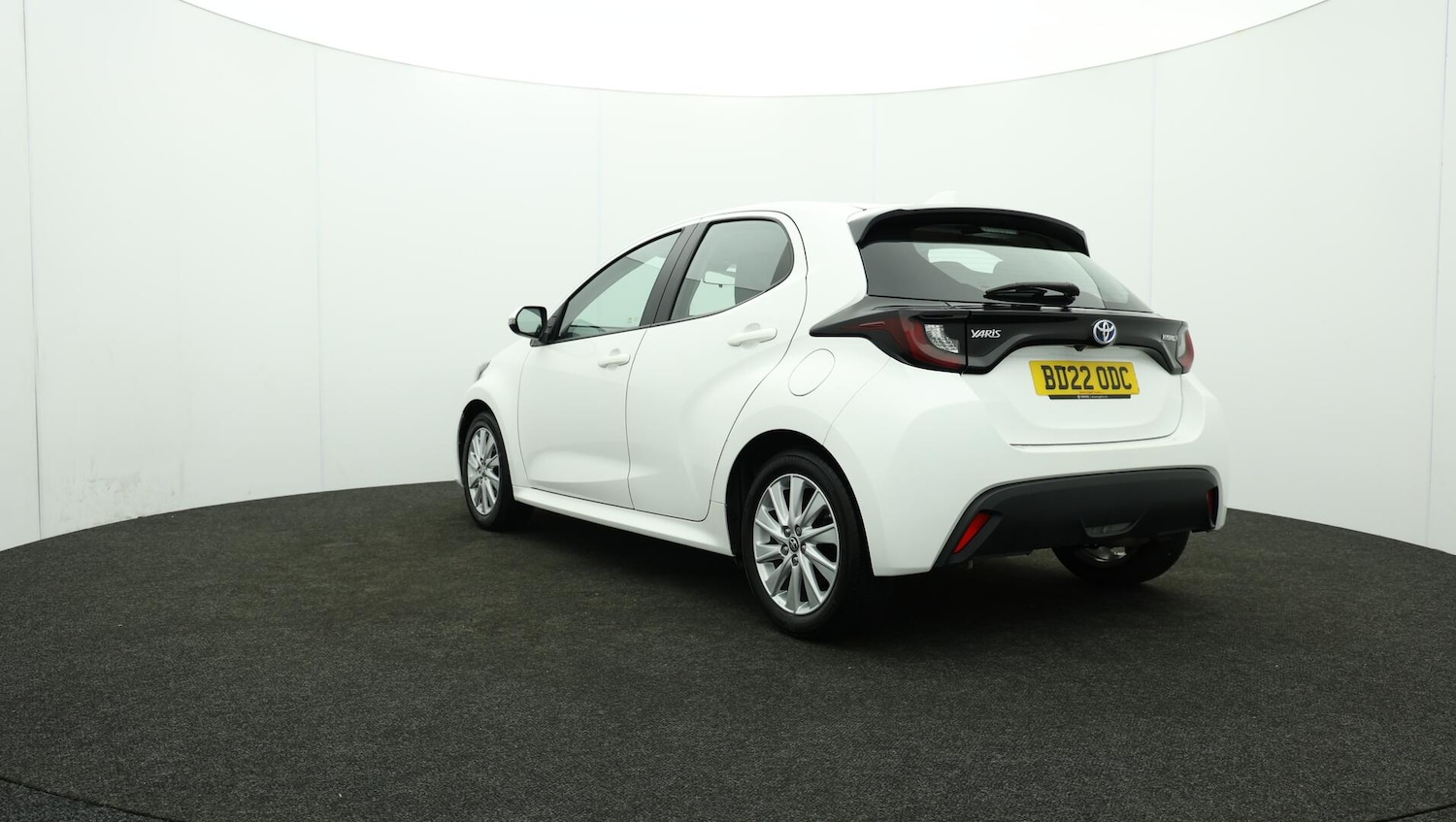 Used Toyota Yaris 2022 for sale - 76137683: Photo 80