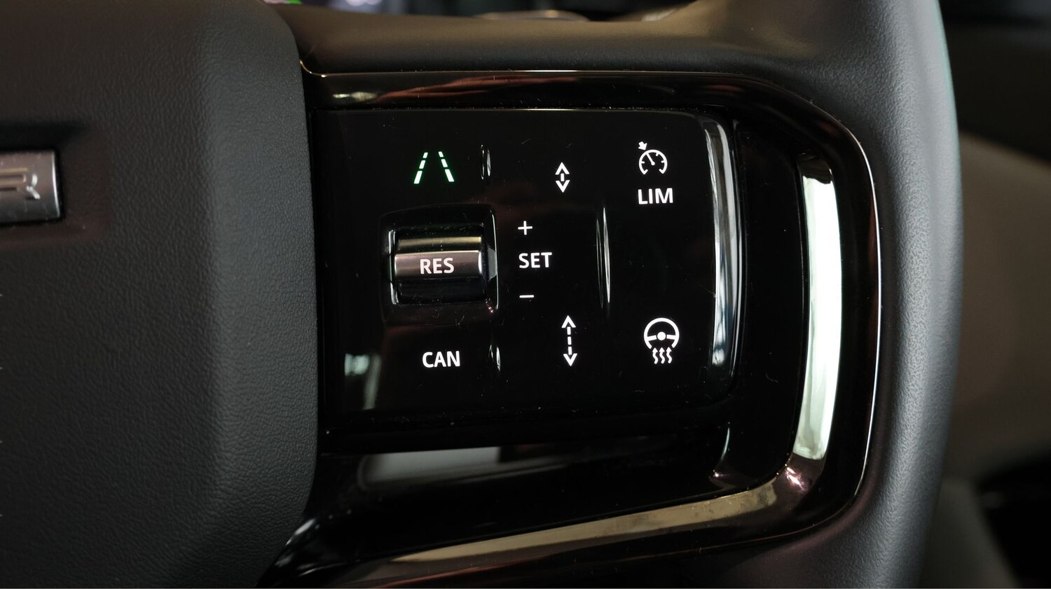 Used Land Rover Range Rover Evoque 2024 for sale - 77855559: Photo 23