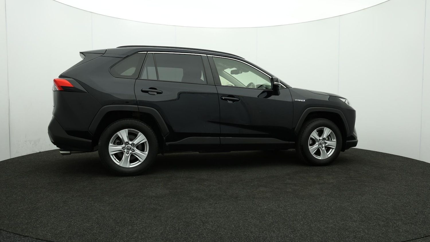 Used Toyota RAV4 2021 for sale - 76032555: Photo 41