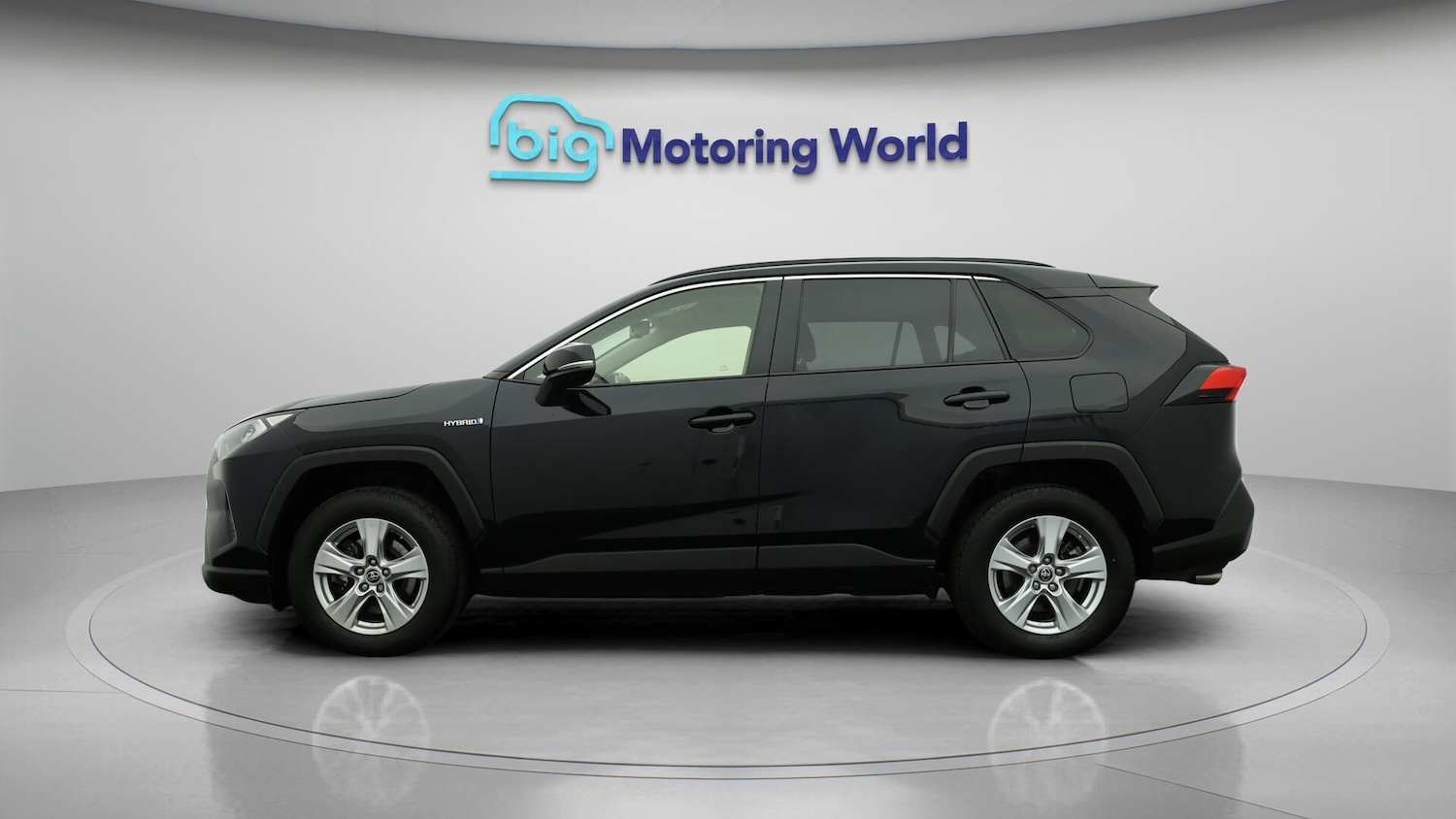Used Toyota RAV4 2021 for sale - 76032555: Photo 5