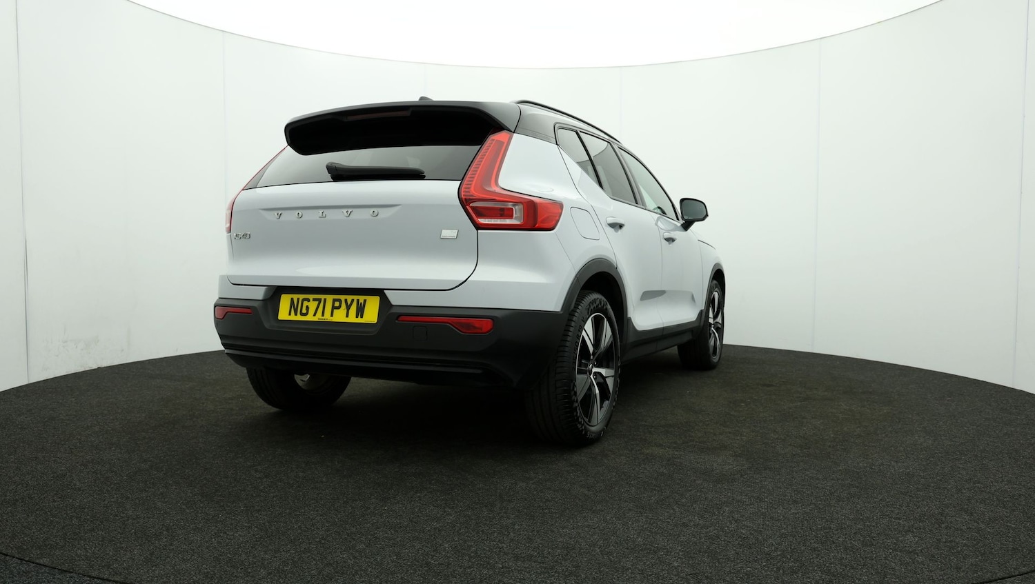 Used Volvo XC40 2021 for sale - 76811115: Photo 75