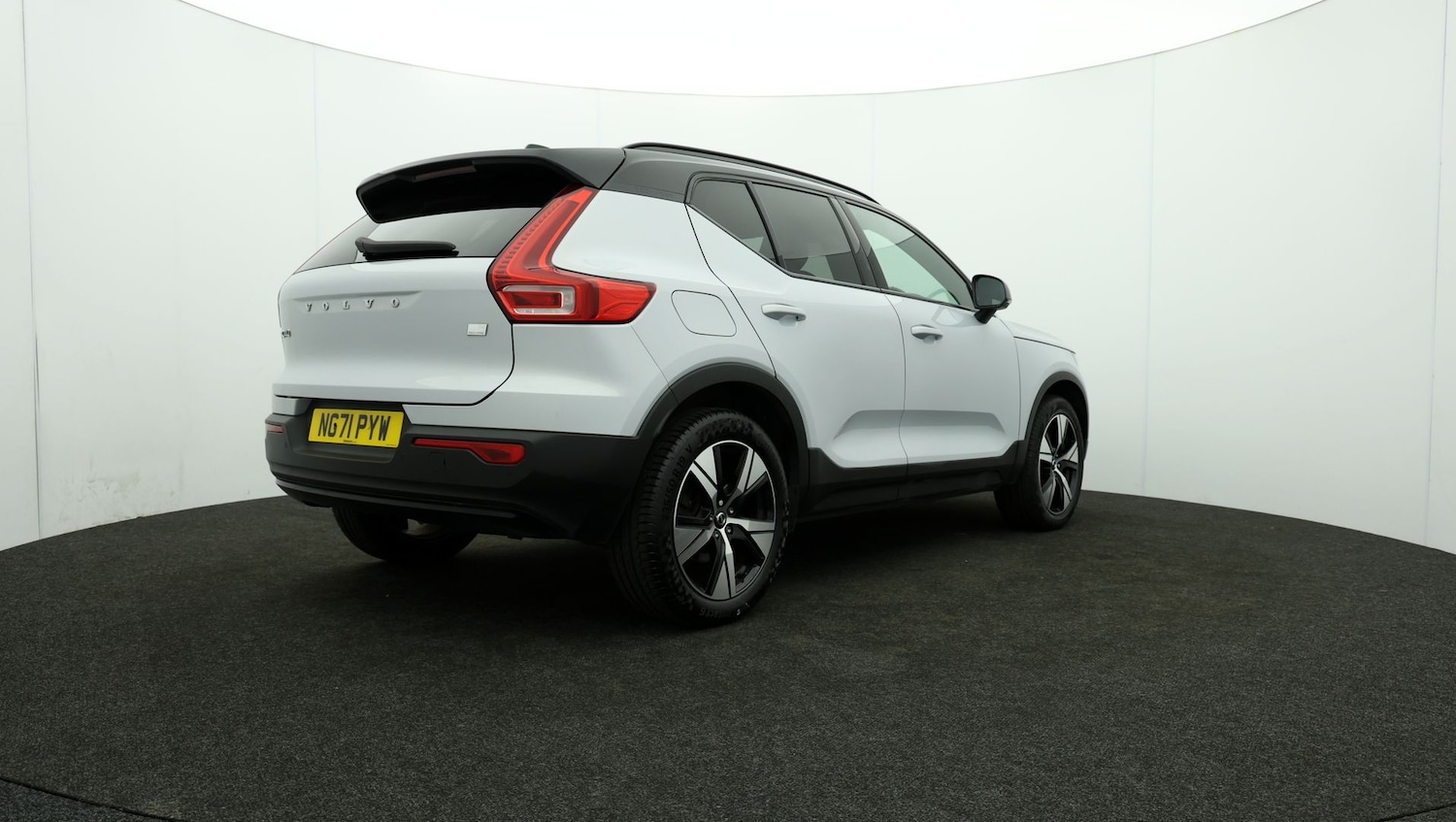 Used Volvo XC40 2021 for sale - 76811115: Photo 77
