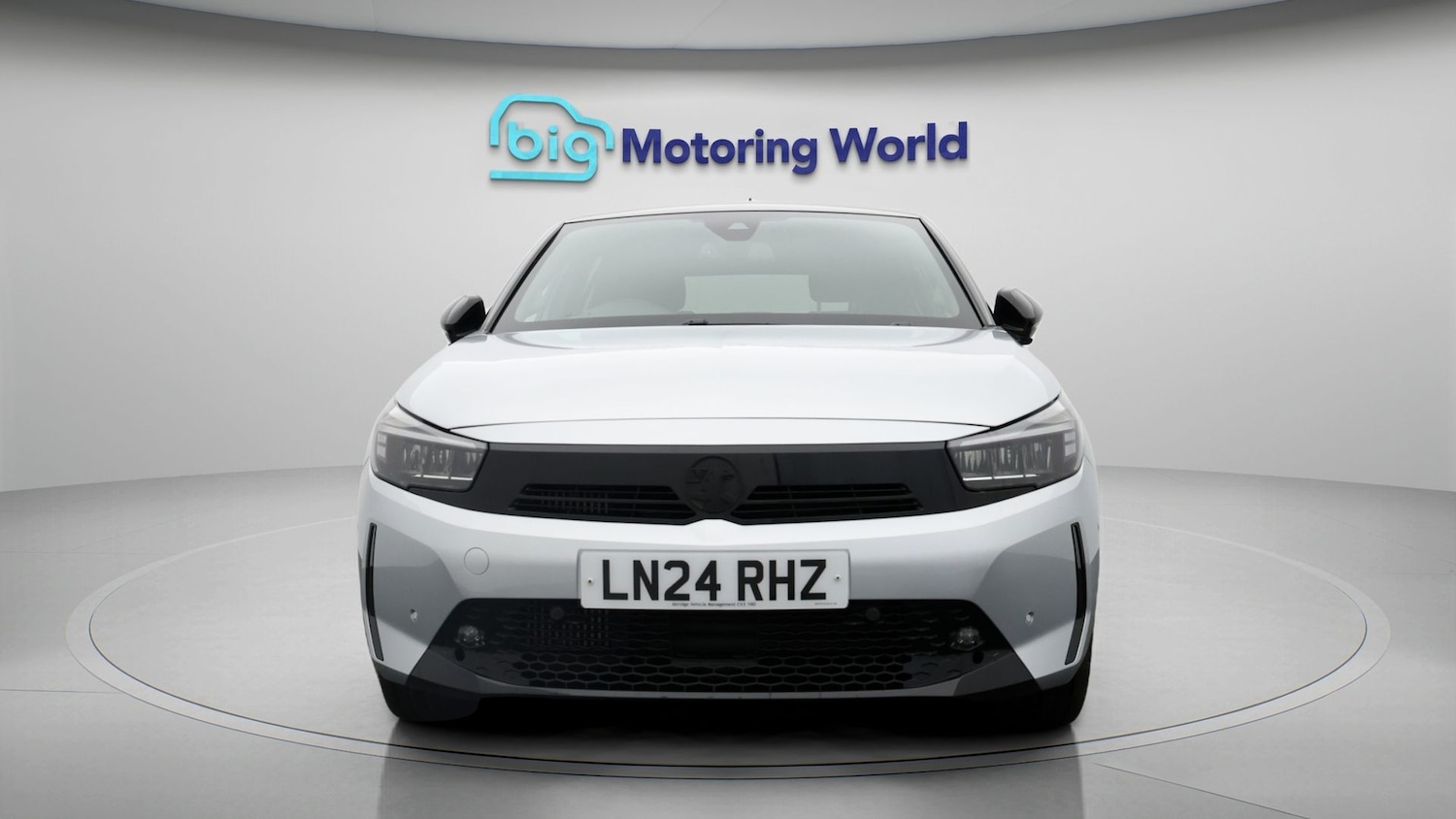 Used Vauxhall Corsa 2024 for sale - 77663605: Photo 2