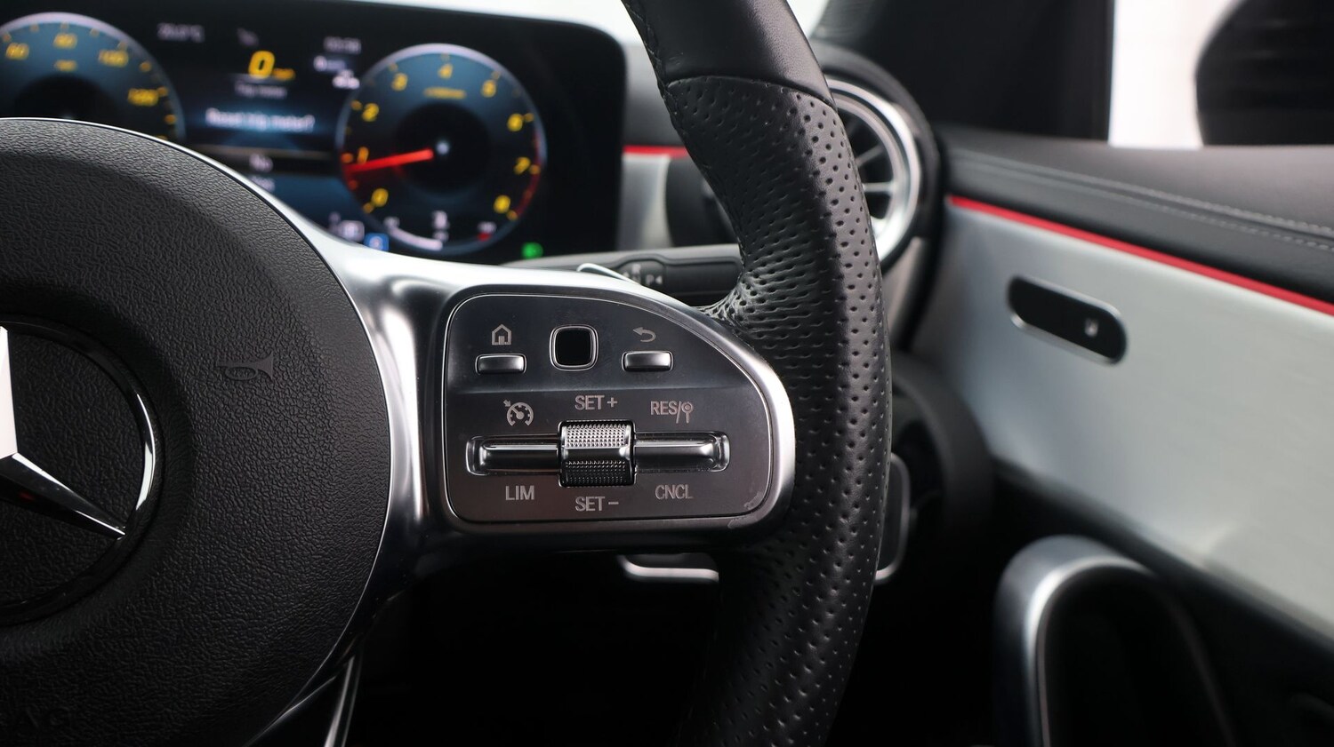 Used Mercedes-Benz CLA for sale - 77370484: Photo 26