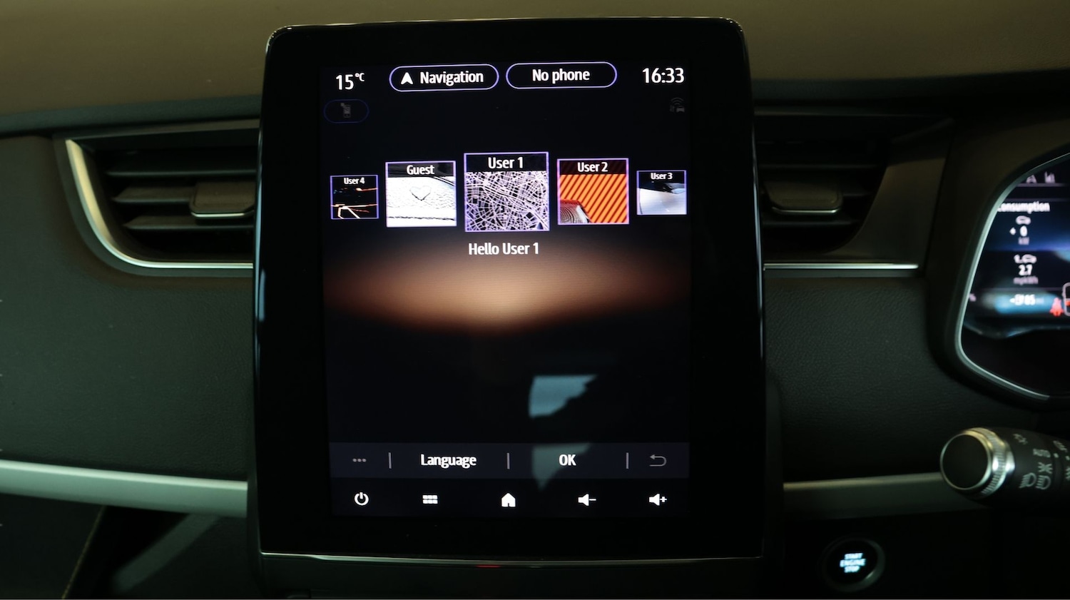 Used Renault Zoe 2021 for sale - 77695085: Photo 11