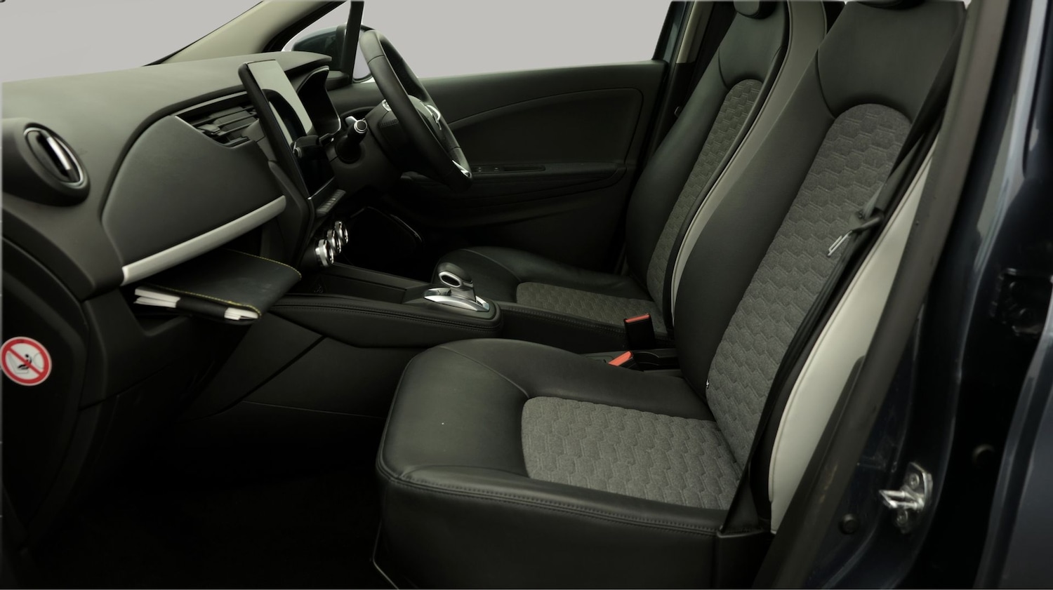 Used Renault Zoe 2021 for sale - 77695085: Photo 14