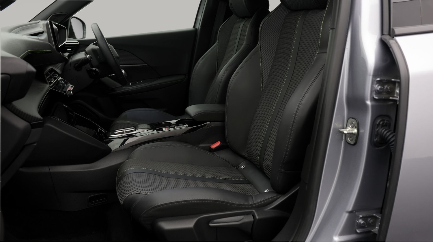 Used Peugeot E-2008 for sale - 77809235: Photo 14