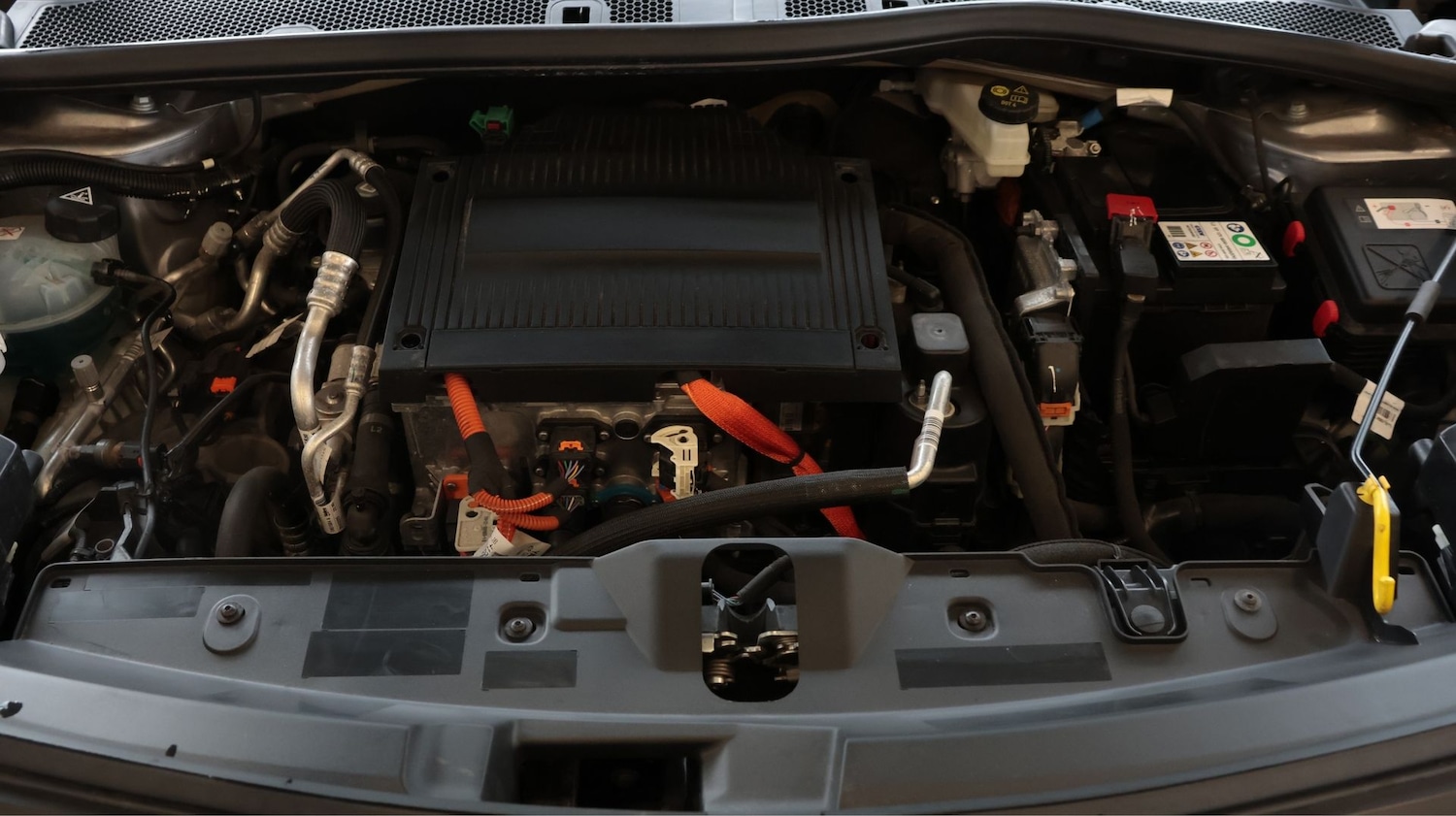 Used Peugeot E-2008 for sale - 77809235: Photo 19