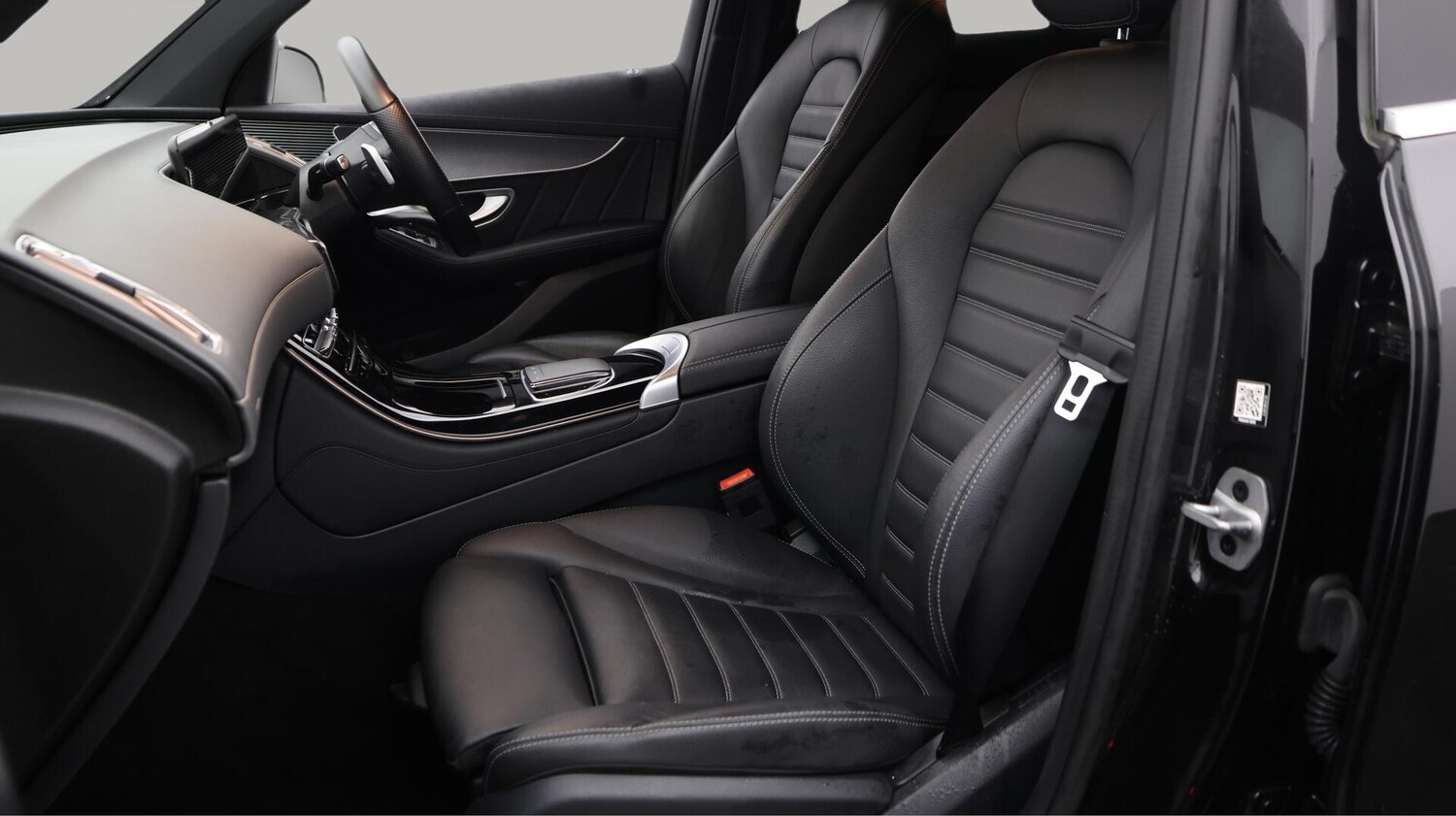 Used Mercedes-Benz EQC 2022 for sale - 76458012: Photo 15