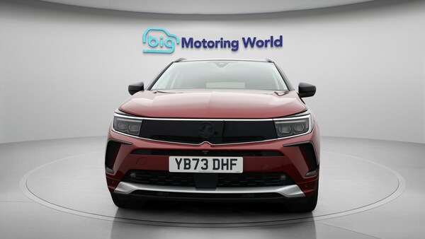 Used Vauxhall Grandland 2023 for sale - 75645893: Photo 3