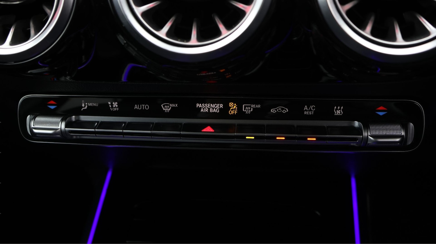 Used Mercedes-Benz GLA 2023 for sale - 77262667: Photo 12