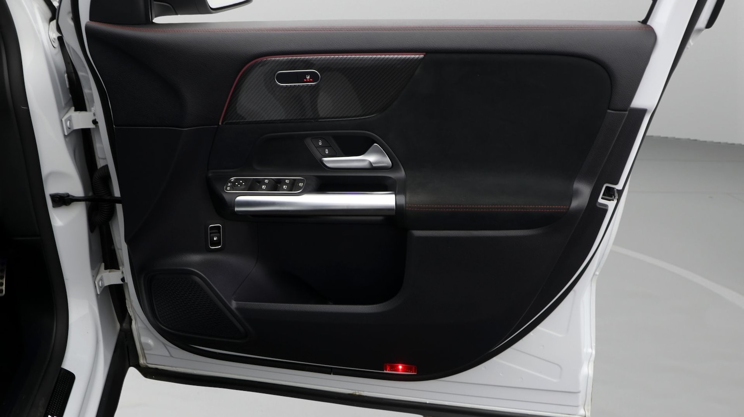 Used Mercedes-Benz GLA 2023 for sale - 77262667: Photo 15