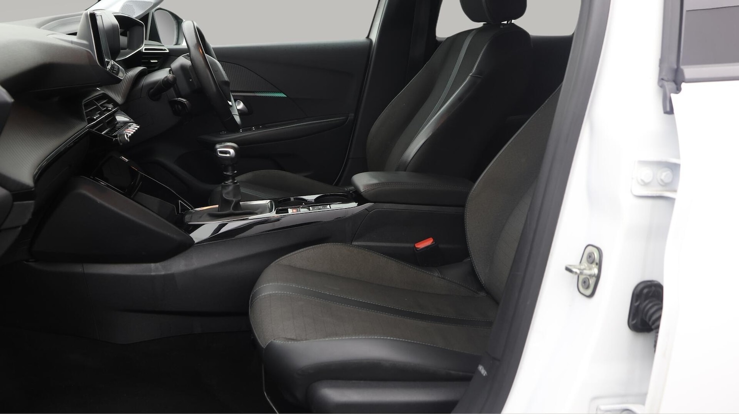 Used Peugeot 208 2023 for sale - 76122837: Photo 15