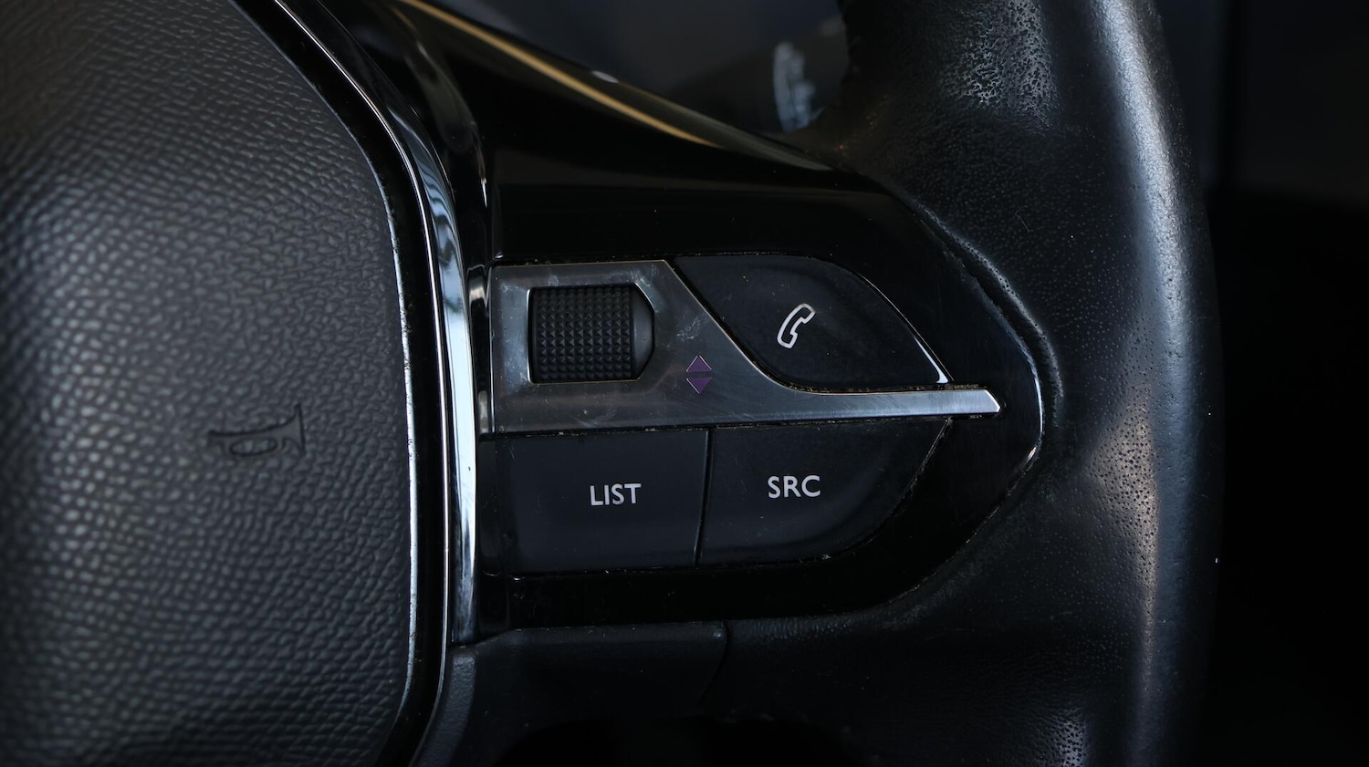 Used Peugeot 208 2023 for sale - 76122837: Photo 24