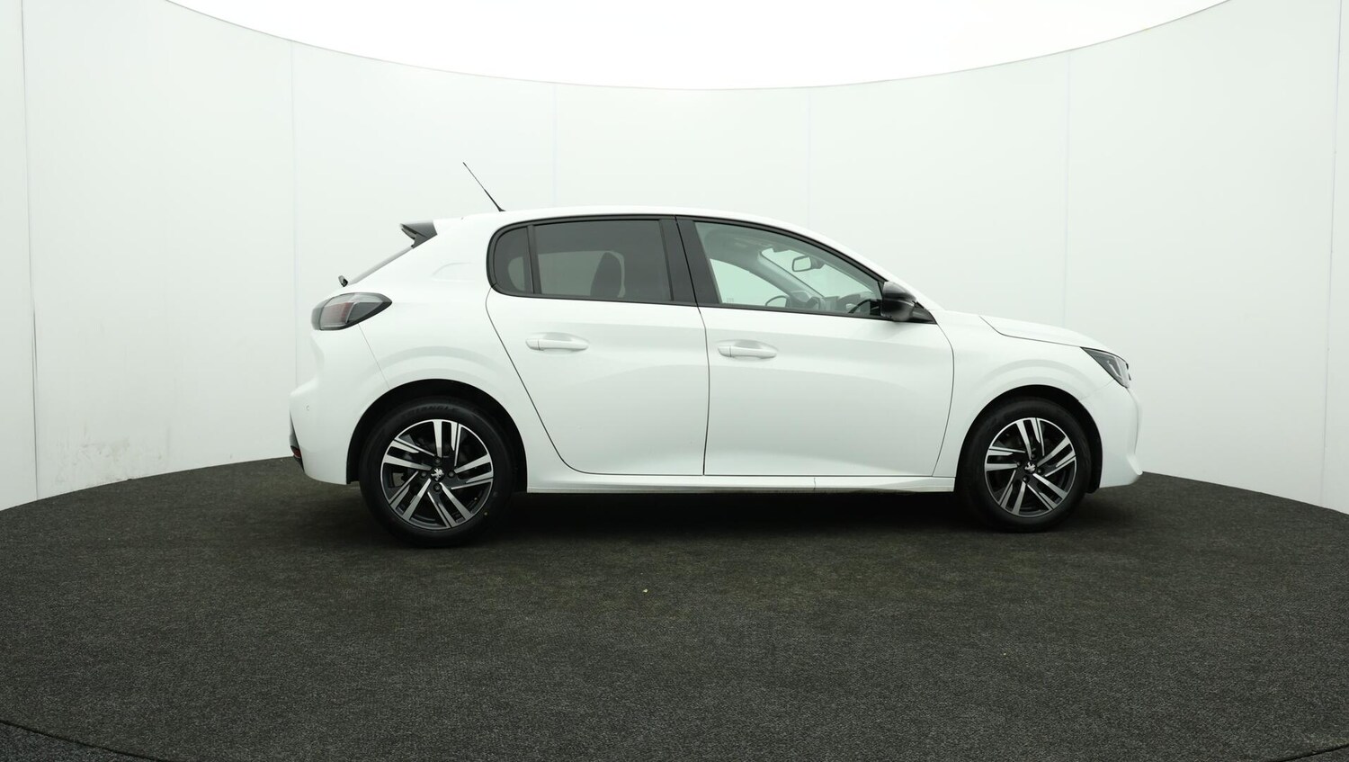 Used Peugeot 208 2023 for sale - 76122837: Photo 40
