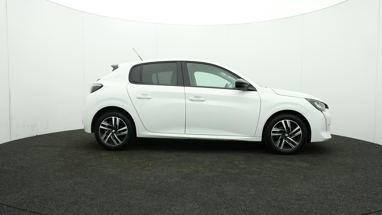 Used Peugeot 208 2023 for sale - 76122837: Photo 42