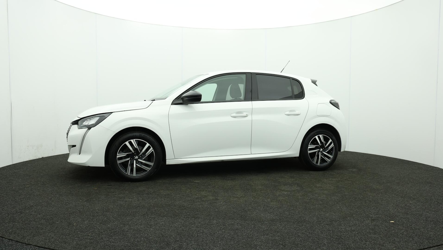 Used Peugeot 208 2023 for sale - 76122837: Photo 68