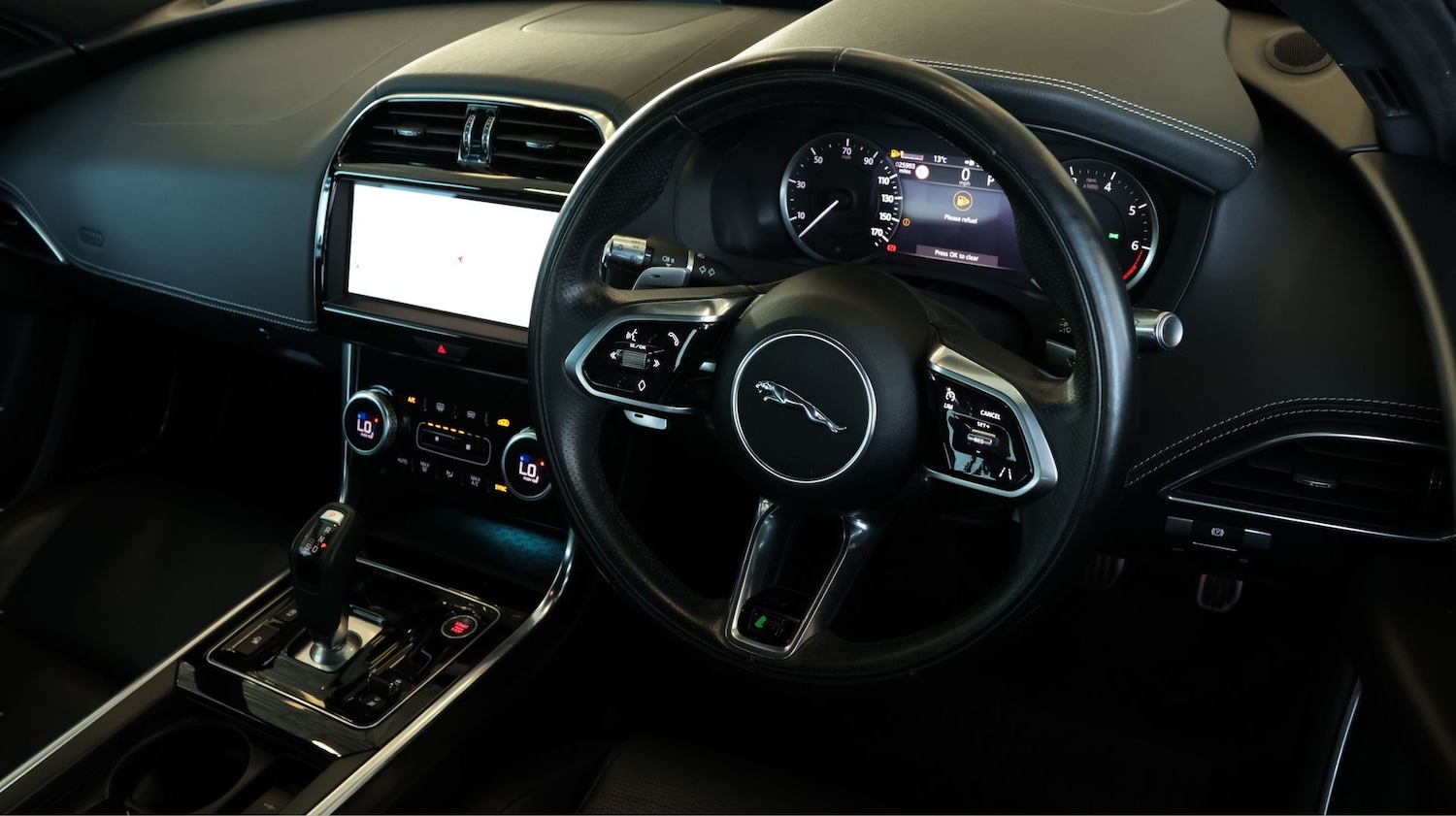 Used Jaguar XE 2021 for sale - 78176289: Photo 9