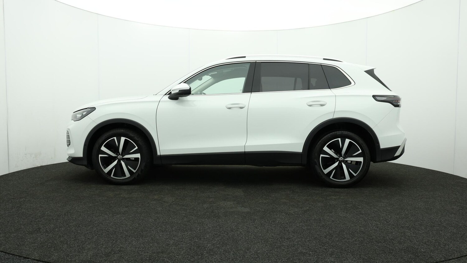 Used Volkswagen Tiguan 2024 for sale - 76521481: Photo 42