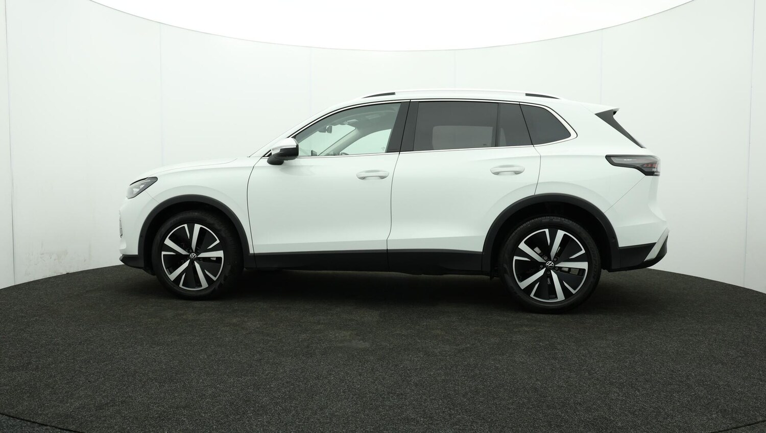 Used Volkswagen Tiguan 2024 for sale - 76521481: Photo 43