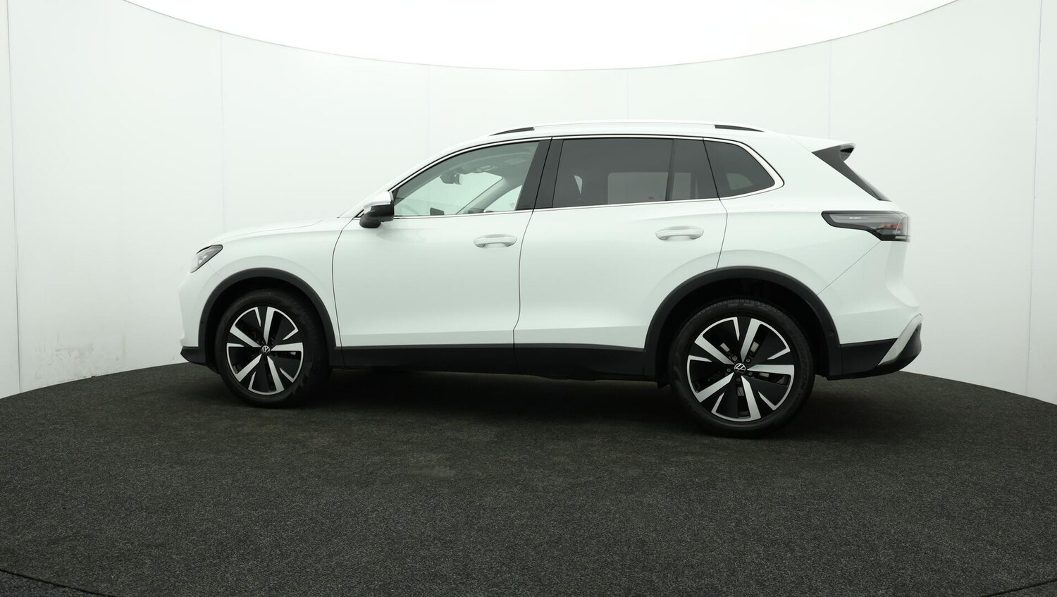 Used Volkswagen Tiguan 2024 for sale - 76521481: Photo 44