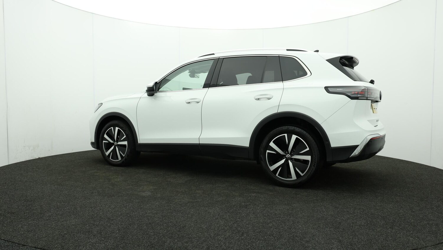 Used Volkswagen Tiguan 2024 for sale - 76521481: Photo 46