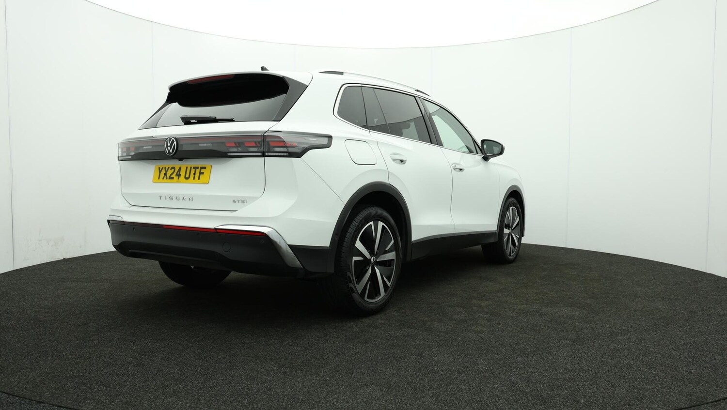 Used Volkswagen Tiguan 2024 for sale - 76521481: Photo 55