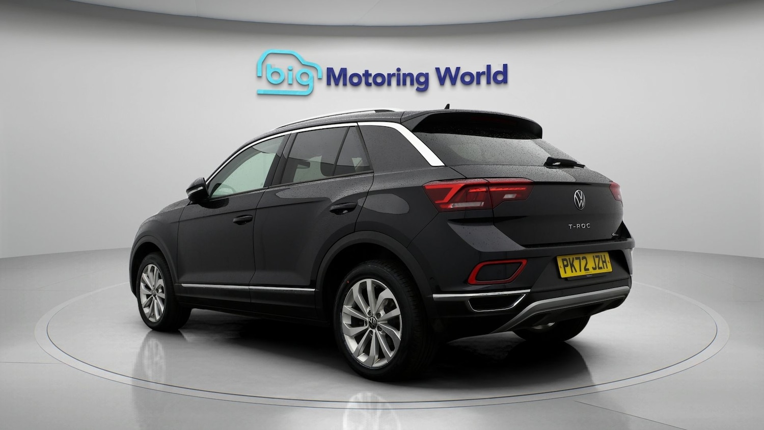 Used Volkswagen T-Roc for sale - 77864636: Photo 5