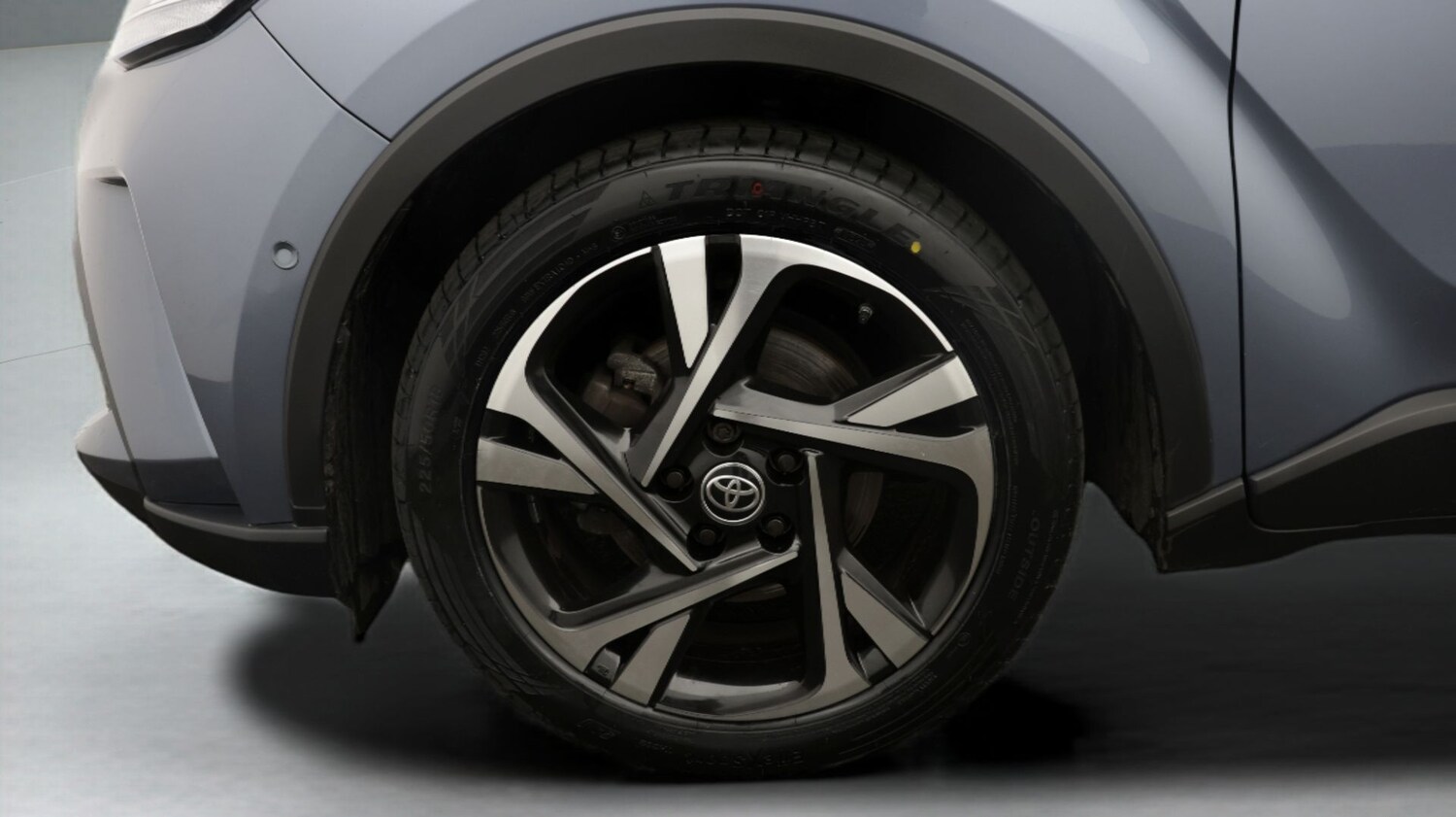 Used Toyota C-HR 2022 for sale - 77619277: Photo 18