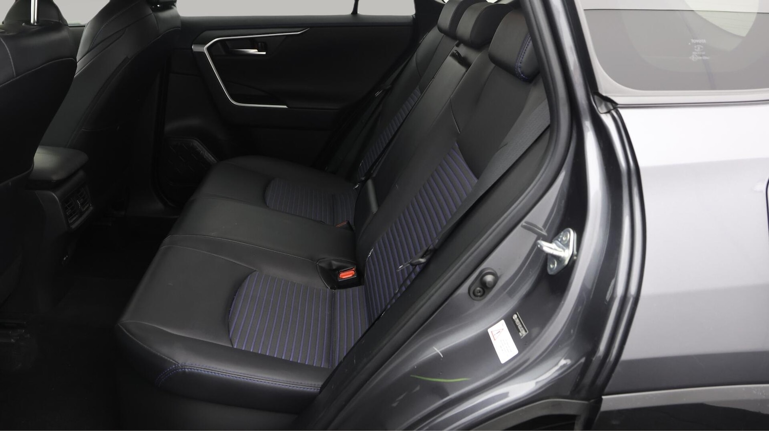 Used Toyota RAV4 2023 for sale - 76381028: Photo 16