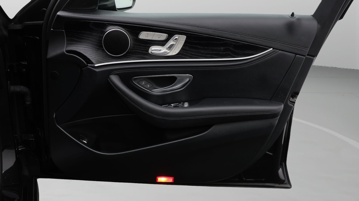 Used Mercedes-Benz E Class 2019 for sale - 78186347: Photo 15