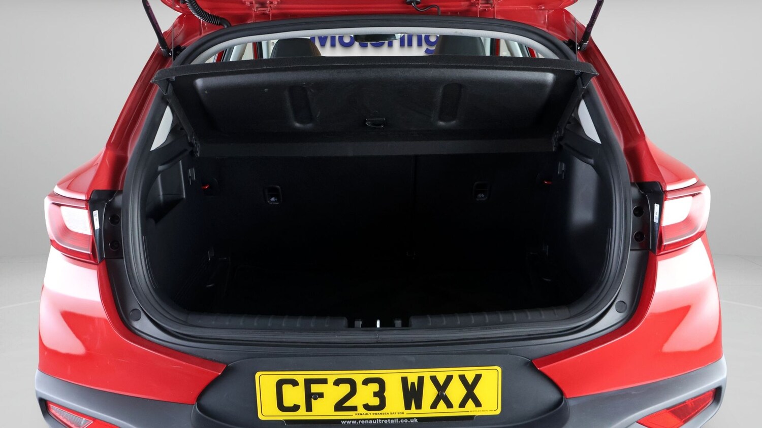 Used Kia Stonic 2023 for sale - 77675891: Photo 16