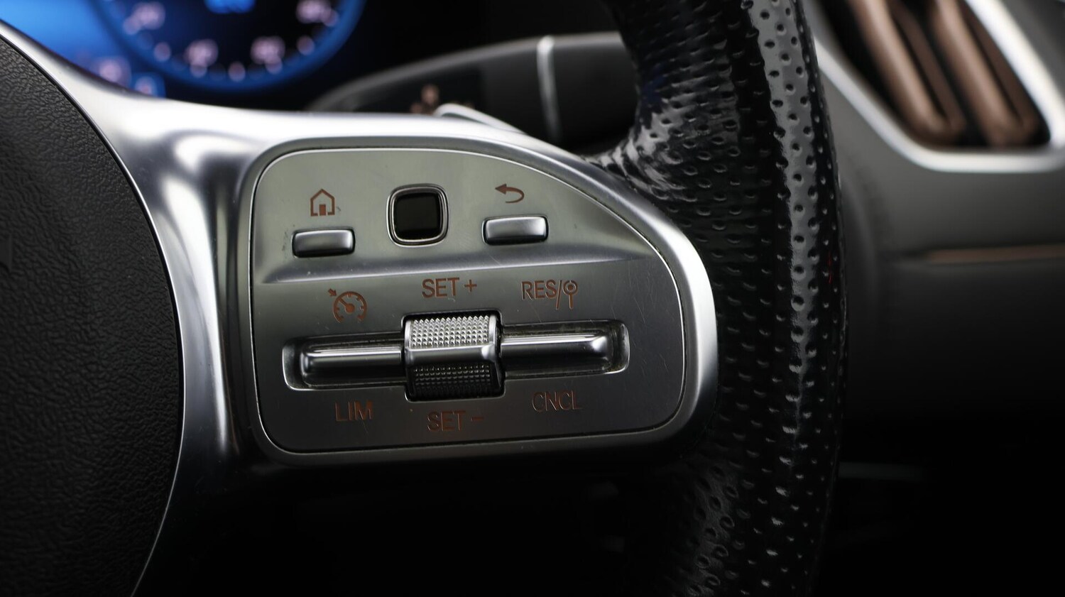 Used Mercedes-Benz EQC 2022 for sale - 76522452: Photo 26