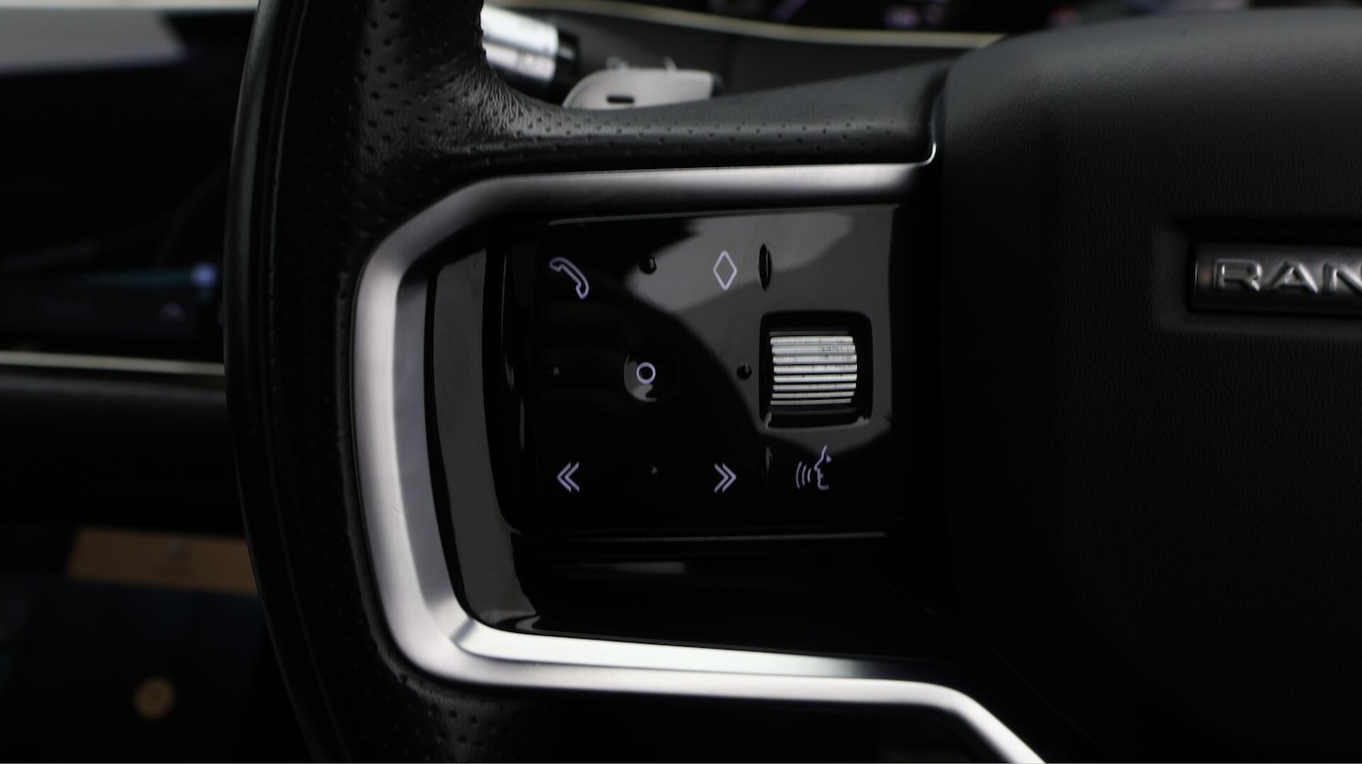 Used Land Rover Range Rover Evoque 2021 for sale - 76484842: Photo 25