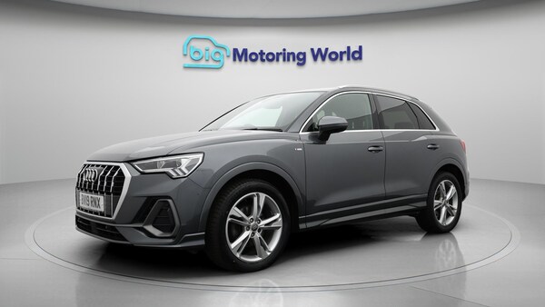 Used Audi Q3 2019 for sale - 75364408: Photo 4