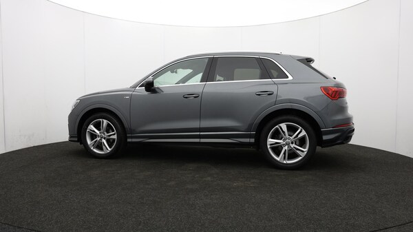 Used Audi Q3 2019 for sale - 75364408: Photo 74