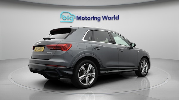 Used Audi Q3 2019 for sale - 75364408: Photo 8